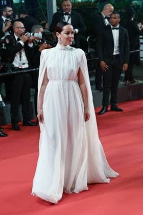 77eme Festival International du Film de Cannes Marche du film Horizon An american Saga 77th International Cannes Film Festival Red carpet for Kevin Costner movie Festival de Cannes 2024 77ee Ã dition descente Horizon An American Saga Jena Malone 305214 2024 05 19  Copyright: xLionelxGuericolas MPPx STAR_305214_013