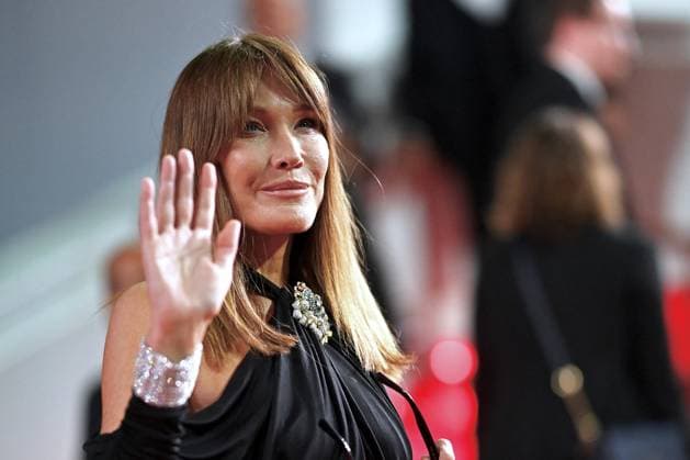 Cannes - The Substance Red Carpet Carla Bruni attends the The Substance Red Carpet at the 77th annual Cannes Film Festival at Palais des Festivals on May 19, 2024 in Cannes, France. Photo by Franck Castel ABACAPRESS.COM Cannes France  Copyright: xCastelxFranck ABACAx