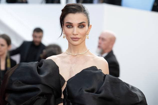Cannes - Horizon: An American Saga Screening Amy Jackson attends the Horizon: An American Saga Red Carpet at the 77th annual Cannes Film Festival at Palais des Festivals on May 19, 2024 in Cannes, France. Photo by David Niviere ABACAPRESS.COM Cannes France  Copyright: xNivierexDavid ABACAPRESS.COMx