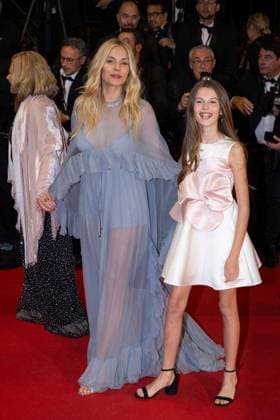 Cannes - Horizon: An American Saga Screening Sienna Miller and Marlowe Sturridge depart the Horizon: An American Saga Red Carpet at the 77th annual Cannes Film Festival at Palais des Festivals on May 19, 2024 in Cannes, France Photo by Shootpix ABACAPRESS.COM Cannes France  Copyright: xShootpix ABACAx
