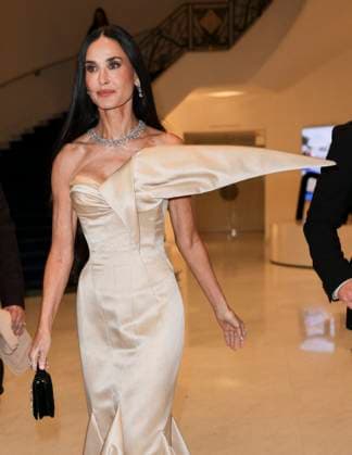 Cannes - Demi Moore At The Martinez Demi Moore is spotted at Hotel Martinez during the 77th Cannes Film Festival on May 19, 2024 in Cannes, France. Photo by Marco Piovanotto ABACAPRESS.COM Cannes France  Copyright: xPiovanottoxMarco ABACAx
