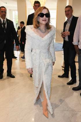 Cannes - Isabelle Huppert At The Martinez Isabelle Huppert is spotted at Hotel Martinez during the 77th Cannes Film Festival on May 19, 2024 in Cannes, France. Photo by Marco Piovanotto ABACAPRESS.COM Cannes France  Copyright: xPiovanottoxMarco ABACAx