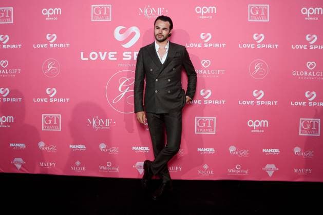 Global Gift Gala Evening at La MÃ me beach during the 77th Cannes International Film Festival Anthony Colette Global Gift Gala Evening at La MÃ me beach during the 77th Cannes International Film Festival on May 19, 2024 Christophe Clovis Bestimage Global Gift Gala Evening at La MÃ me beach during the 77th Cannes International Film Festival on May 19, 2024 Cannes France  Copyright: xChristophexClovisx xBestimagexChristophexClovisx xBestimagex