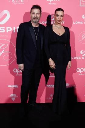 Global Gift Gala Evening at La MÃ me beach during the 77th Cannes International Film Festival Richard Orlinski and Nadine Mirada Global Gift Gala Evening at La MÃ me beach during the 77th Cannes International Film Festival on May 19, 2024 Christophe Clovis Bestimage Global Gift Gala Evening at La MÃ me beach during the 77th Cannes International Film Festival on May 19, 2024 Cannes France  Copyright: xChristophexClovisx xBestimagexChristophexClovisx xBestimagex