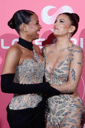 Global Gift Gala Evening at La MÃ me beach during the 77th Cannes International Film Festival Christina Milian and Eva Longoria, victims of an outfit incident, get hung up for a few seconds because of their dresses Global Gift Gala Evening at La MÃ me beach during the 77th Cannes International Film Festival on May 19, 2024 Christophe Clovis Bestimage Global Gift Gala Evening at La MÃ me beach during the 77th Cannes International Film Festival on May 19, 2024 Cannes France  Copyright: xChristophexClovisx xBestimagexChristophexClovisx xBestimagex