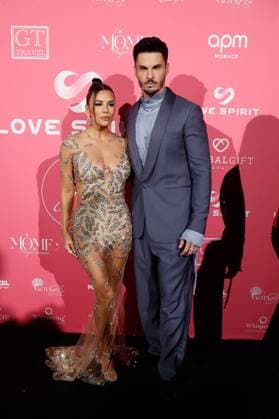 Global Gift Gala Evening at La MÃ me beach during the 77th Cannes International Film Festival Eva Longoria, Baptiste Giabiconi Global Gift Gala Evening at La MÃ me beach during the 77th Cannes International Film Festival on May 19, 2024 Cannes France Christophe Clovis Bestimage Global Gift Gala Evening at La MÃ me beach during the 77th Cannes International Film Festival on May 19, 2024 Cannes France  Copyright: xChristophexClovisx xBestimagexChristophexClovisx xBestimagex