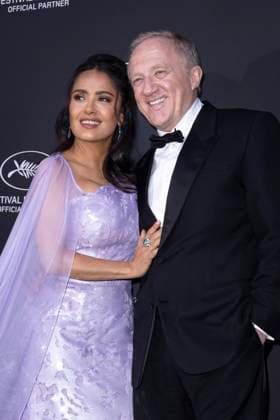 Photocall of the Women in Motion dinner by the Kering group, Place de la Castre, at the 77th annual Cannes Film Festival Salma Hayek and her husband Francois Henri Pinault Photocall of the Women in Motion dinner by the Kering group, Place de la Castre, during the 77eme Festival International du Film de Cannes on May 19, 2024 Olivier Borde Bestimage Photocall 2024 Kering Women In Motion Awards and Cannes Film Festival Presidential Dinner at the 77th annual Cannes Film Festival at the Place de la Castre on May 19, 2024 in Cannes, France Cannes France  Copyright: xOLIVIERxBORDEx xBESTIMAGExOLIVIERxBORDEx xBESTIMAGEx