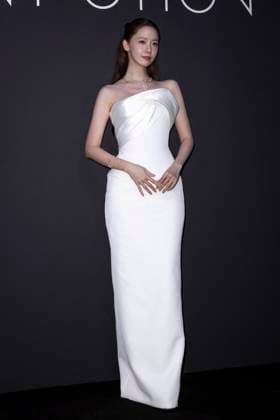 Photocall Women in Motion dinner by Kering group, Place de la Castre, at the 77th Cannes International Film Festival Yoona Lim Photocall Women in Motion dinner by Kering group, Place de la Castre, at the 77th Cannes International Film Festival on May 19, 2024 Olivier Borde Bestimage Photocall 2024 Kering Women In Motion Awards and Cannes Film Festival Presidential Dinner at the 77th annual Cannes Film Festival at the Place de la Castre on May 19, 2024 in Cannes, France Cannes France  Copyright: xOLIVIERxBORDEx xBESTIMAGExOLIVIERxBORDEx xBESTIMAGEx