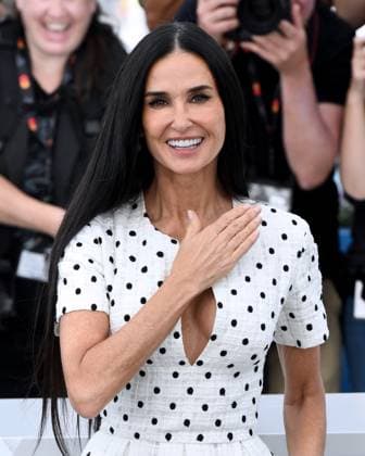 Cannes, France: Cannes, 77th Cannes Film Festival 2024 Photocall film Ã¢â‚¬oeThe substanceÃ¢â‚¬Â In the photo: Demi Moore Cannes France  - ZUMAp169 20240520_zea_p169_360 Copyright: xAlbertoxTerenghix