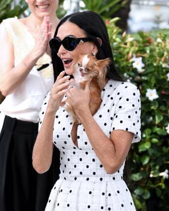 Cannes, France: Cannes, 77th Cannes Film Festival 2024 Photocall film Ã¢â‚¬oeThe substanceÃ¢â‚¬Â In the photo: Demi Moore Cannes France  - ZUMAp169 20240520_zea_p169_362 Copyright: xAlbertoxTerenghix