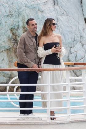 Alessandra Ambrosio At Eden Roc - Antibes Alessandra Ambrosio and Mohammed Al Turki enjoying at the Eden Roc hotel, in Antibes, France, on May 20, 2024, during the 77th Annual Cannes Film Festival. Photo by ABACAPRESS.COM Antibes France  Copyright: xABACAx