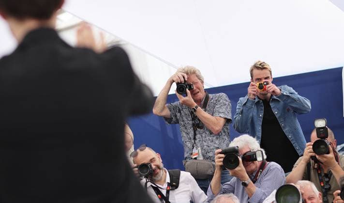 Photocall du film En Fanfare Cannes Premiere lors du 77eme Festival International du Film de Cannes Pierre Lottin face Ã Benjamin Lavernhe de dos Photocall du film En Fanfare Cannes Premiere lors du 77eme Festival International du Film de Cannes 14 25 mai 2024 , le 20 mai 2024 Jacovides Moreau Bestimage Photocall of the film The Marching Band Cannes Premiere during the 77th Cannes International Film Festival May 14 25, 2024 , May 20th, 2024 Cannes France  Copyright: xJACOVIDES-MOREAUx xBESTIMAGExJACOVIDES-MOREAUx xBESTIMAGEx