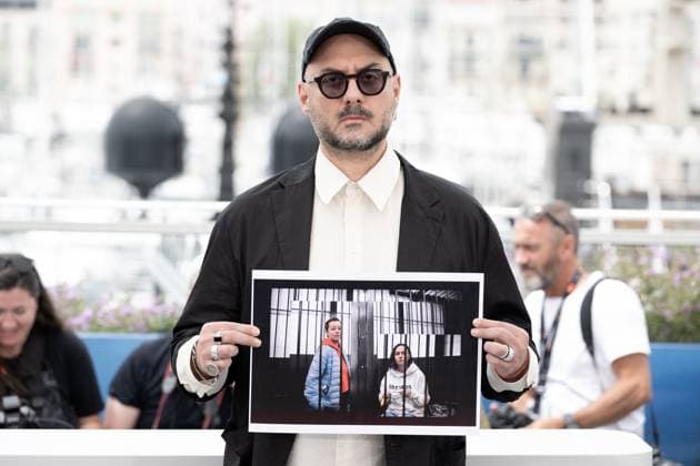 Entertainment Bilder des Tages Annual Cannes Film Festival - Limonov Photocall - Cannes DN Kirill Serebrennikov attends the Limonov - The Ballad Photocall at the 77th annual Cannes Film Festival at Palais des Festivals on May 20, 2024 in Cannes, France. Photo by David NIVIERE ABACAPRESS.COM CANNES France  Copyright: xNivierexDavid ABACAPRESS.COMx