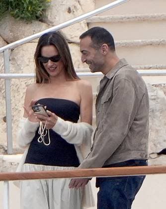 Alessandra Ambrosio At Eden Roc - Antibes Alessandra Ambrosio and Mohammed Al Turki enjoying at the Eden Roc hotel, in Antibes, France, on May 20, 2024, during the 77th Annual Cannes Film Festival. Photo by ABACAPRESS.COM Antibes France  Copyright: xABACAx