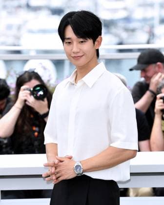 Cannes, France: Cannes, 77th Cannes Film Festival 2024 Photocall film Veteran 2 (I, The Executioner) In the photo: Jung Hae-in Cannes France  - ZUMAp169 20240520_zea_p169_595 Copyright: xAlbertoxTerenghix