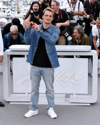 Cannes, France: Cannes, 77th Cannes Film Festival 2024 Photocall film En Fanfare (The Marching Band) In the photo: Pierre Lottin Cannes France  - ZUMAp169 20240520_zea_p169_602 Copyright: xAlbertoxTerenghix