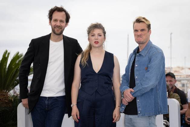 Cannes - En Fanfare Photocall Pierre Lottin, Sarah Suco and Benjamin Lavernhe attend the En Fanfare (The Marching Band) photocall at the 77th annual Cannes Film Festival at Palais des Festivals on May 20, 2024 in Cannes, France. Photo by Shootpix ABACAPRESS.COM Cannes France  Copyright: xShootpix ABACAx