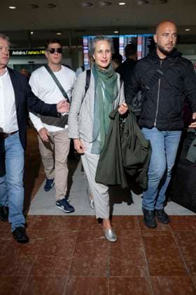 Andie MacDowell arrive Ã laÃ roport de Nice during the 77eme Festival International du Film de Cannes Andie MacDowell arrive Ã laÃ roport de Nice during the 77eme Festival International du Film de Cannes May 14 25, 2024 , May 20, 2024 Andie MacDowell arrives at Nice airport during the 77th Cannes International Film Festival May 14 25, 2024 , May 20, 2024 Cannes France  Copyright: xPerusseaux-xDaxSilvax xBestimagexPerusseaux-xDaxSilvax xBestimagex