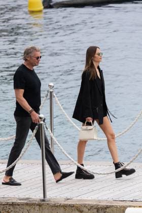 Natasha Poly At Eden Roc - Antibes Natasha Poly and Peter Bakker seen at the Cap Eden Roc hotel in Antibes, France, on May 20, 2024, during the Cannes Film Festival. Photo by ABACAPRESS.COM Antibes France  Copyright: xABACAx