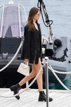 Natasha Poly At Eden Roc - Antibes Natasha Poly and Peter Bakker seen at the Cap Eden Roc hotel in Antibes, France, on May 20, 2024, during the Cannes Film Festival. Photo by ABACAPRESS.COM Antibes France  Copyright: xABACAx