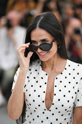 77eme Festival International du Film de Cannes Photocall du film 77th International Cannes Film Festival Photocall THE SUBSTANCE DEMI MOORE 305236 2024 05 20 Cannes France  Copyright: xSergexArnalx xStarfacex STAR_305236_004