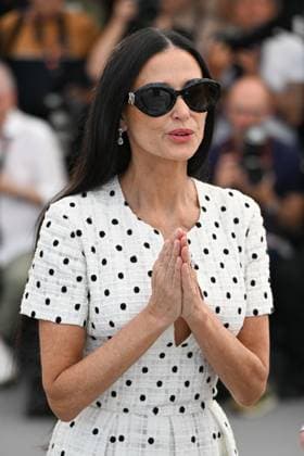 77eme Festival International du Film de Cannes Photocall du film 77th International Cannes Film Festival Photocall THE SUBSTANCE DEMI MOORE 305236 2024 05 20 Cannes France  Copyright: xSergexArnalx xStarfacex STAR_305236_011