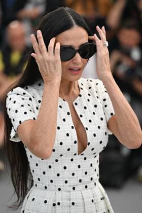 77eme Festival International du Film de Cannes Photocall du film 77th International Cannes Film Festival Photocall THE SUBSTANCE DEMI MOORE 305236 2024 05 20 Cannes France  Copyright: xSergexArnalx xStarfacex STAR_305236_013