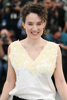 77eme Festival International du Film de Cannes Photocall du film 77th International Cannes Film Festival Photocall THE SUBSTANCE CORALIE FARGEAT 305236 2024 05 20 Cannes France  Copyright: xSergexArnalx xStarfacex STAR_305236_029