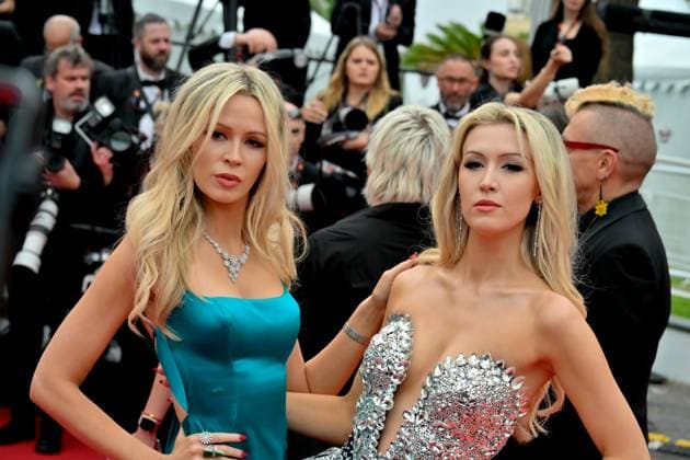 Cannes, 77th Cannes Film Festival 2024 Red Carpet The Apprentice Pictured: Olivia and Natasha Arben  Copyright: xManuelexMangiarotti xipa-agency.x x xipa-agencyxnetx IPA_Agency_IPA46315435
