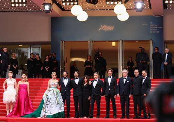 May 20, 2024, Cannes, Cote D azur, France: MARIA BAKALOVA, ALI ABASSI, SEBASTIAN STAN and the cast walk the red carpet ahead of The Apprentice Premiere screening at the 77th Annual Cannes Film Festival at Palais des Festivals in Cannes, France Cannes France - ZUMAc179 20240520_zep_c179_107 Copyright: xMickaelxChavetx