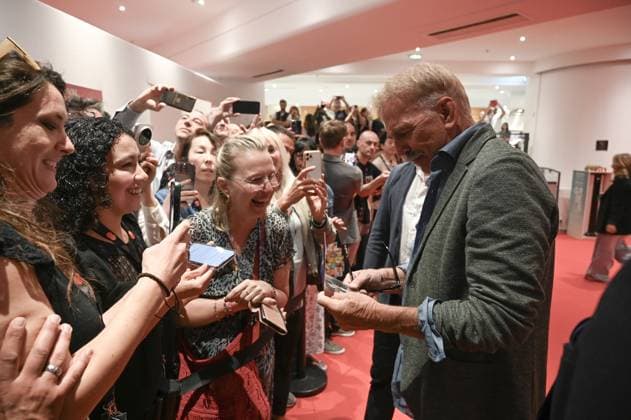 77eme Festival International du Film de Cannes MontÃ e des marches du film 77th International Cannes Film Festival Press Conference HORIZON KEVIN COSTNER 305241 2024 05 20 Costner, Kevin  Copyright: xSergexArnalx xStarfacex STAR_305241_006