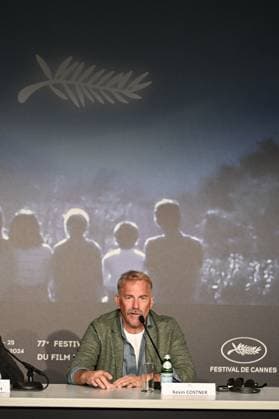 77eme Festival International du Film de Cannes MontÃ e des marches du film 77th International Cannes Film Festival Press Conference HORIZON KEVIN COSTNER 305241 2024 05 20 Costner, Kevin  Copyright: xSergexArnalx xStarfacex STAR_305241_026