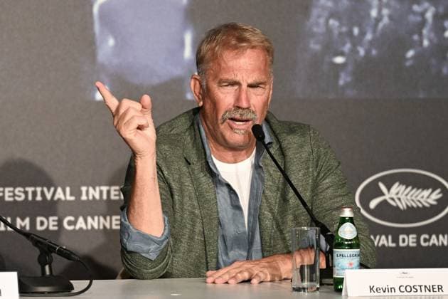 Entertainment Bilder des Tages 77eme Festival International du Film de Cannes MontÃ e des marches du film 77th International Cannes Film Festival Press Conference HORIZON KEVIN COSTNER 305241 2024 05 20 Costner, Kevin  Copyright: xSergexArnalx xStarfacex STAR_305241_029