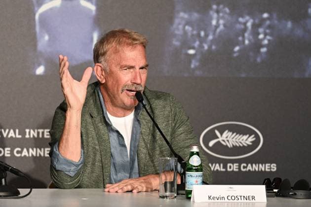 77eme Festival International du Film de Cannes MontÃ e des marches du film 77th International Cannes Film Festival Press Conference HORIZON KEVIN COSTNER 305241 2024 05 20 Costner, Kevin  Copyright: xSergexArnalx xStarfacex STAR_305241_031
