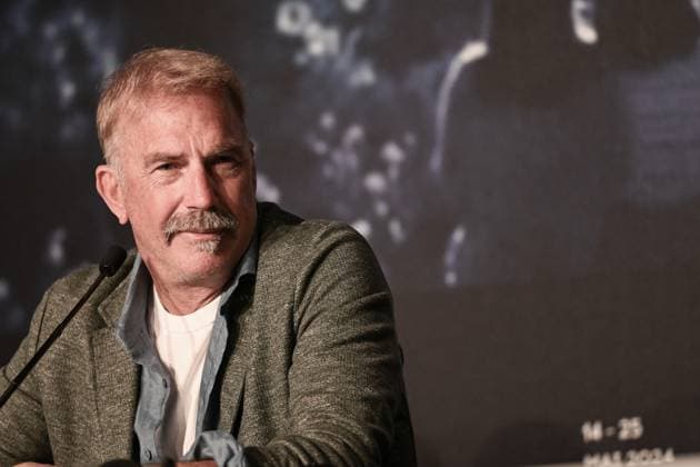 77eme Festival International du Film de Cannes MontÃ e des marches du film 77th International Cannes Film Festival Press Conference HORIZON KEVIN COSTNER 305241 2024 05 20 Costner, Kevin  Copyright: xSergexArnalx xStarfacex STAR_305241_037
