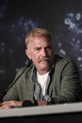77eme Festival International du Film de Cannes MontÃ e des marches du film 77th International Cannes Film Festival Press Conference HORIZON KEVIN COSTNER 305241 2024 05 20 Costner, Kevin  Copyright: xSergexArnalx xStarfacex STAR_305241_041