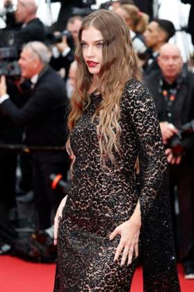 Barbara Palvin at the premiere of the feature film The Apprentice at the Festival de Cannes 2024 77 Cannes International Film Festival at the Palais des Festivals Cannes, 20 05 2024 Foto:xD.xBedrosianx xFuturexImagex apprentice_4550