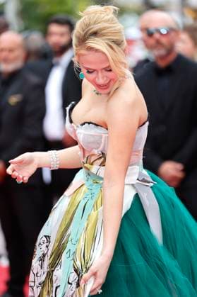 Maria Bakalova at the premiere of the feature film The Apprentice at the Festival de Cannes 2024 77 Cannes International Film Festival at the Palais des Festivals Cannes, 20 05 2024 Foto:xD.xBedrosianx xFuturexImagex apprentice_4606