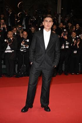 Cannes - The Shrouds (Les Linceuls) Red Carpet Paulo Dybala attends the The Shrouds (Les Linceuls) Red Carpet at the 77th annual Cannes Film Festival at Palais des Festivals on May 20, 2024 in Cannes, France. Photo by David Niviere ABACAPRESS.COM Cannes France  Copyright: xNivierexDavid ABACAPRESS.COMx