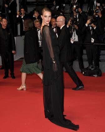 Cannes, 77th Cannes Film Festival 2024, Red carpet film The Shrouds (Les Linceuls) In the photo: Rosie Huntington-Whiteley  Copyright: xAlbertoxTerenghix xipa-agency.nex xPoolxPhotoxEventsx03x IPA_Agency_IPA46323598
