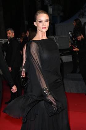 Cannes, 77th Cannes Film Festival 2024, Red carpet film The Shrouds in the photo Rosie Huntington-Whiteley  Copyright: xSimonexComix xipa-agency.netx xPoolxPhotoxEventsx03x IPA_Agency_IPA46324659