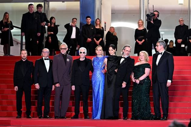 Cannes, 77th Cannes Film Festival 2024, Red carpet film The Shrouds in the photo Vincent Cassel, Diane Kruger, Elizabeth Saunders, SaÃ¯d Ben SaÃ¯d, Guy Pearce, Sandrine Holt, David Cronenberg, Martin Katz  Copyright: xSimonexComix xipa-agency.netx xPoolxPhotoxEventsx03x IPA_Agency_IPA46325354
