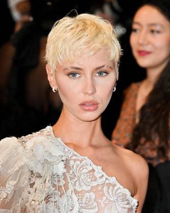 Cannes, 77th Cannes Film Festival 2024, red carpet film The Shrouds In the photo: Iris Law  Copyright: xManuelexMangiarottix xipa-agencyx xPoolxPhotoxEventsx03x IPA_Agency_IPA46325360