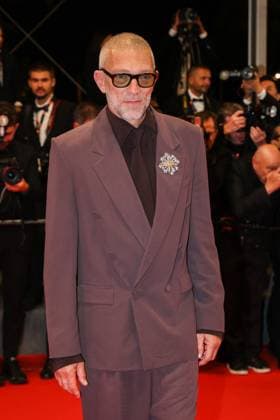 J Descente des marches du film Â The Shrouds Â lors du 77eme Festival International du Film de Cannes Vincent Cassel Descente des marches du film Â Les Linceuls Â lors du 77eme Festival International du Film de Cannes, au Palais des Festivals Ã Cannes Le 20 mai 2024 Jacovides Moreau Bestimage People leaving the red carpet of the movie Â The Shrouds Â during the 77th Cannes International Film Festival at the Palais des Festivals in Cannes, France On may 20th 2024 Cannes France  Copyright: xJACOVIDES-MOREAUx xBESTIMAGExJACOVIDES-MOREAUx xBESTIMAGEx