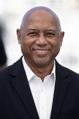 Annual Cannes Film Festival - Ernest Cole Photocall - Cannes DN Raoul Peck attends Ernest Cole, Lost And Found Photocall at the 77th annual Cannes Film Festival at Palais des Festivals on May 21, 2024 in Cannes, France. Photo by David NIVIERE ABACAPRESS.COM CANNES France  Copyright: xNivierexDavid ABACAPRESS.COMx