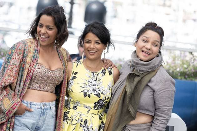 Annual Cannes Film Festival - Santosh Photocall - Cannes DN Shahana Goswami, Sandhya Suri and Sunita Rajwar attend Santosh Photocall at the 77th annual Cannes Film Festival at Palais des Festivals on May 21, 2024 in Cannes, France. Photo by David NIVIERE ABACAPRESS.COM CANNES France  Copyright: xNivierexDavid ABACAPRESS.COMx