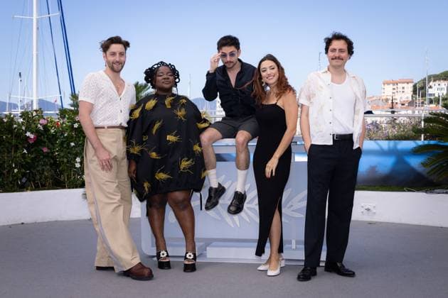 Cannes - Adami Photocall Adrien Dewitte, Liza Alegria Ndikita, Sam Chemoul, Vanessa Guide and Tristan Pellegrino attend Adami photocall at the 77th annual Cannes Film Festival at Palais des Festivals on May 21, 2024 in Cannes, France. Photo by Shootpix ABACAPRESS.COM Cannes France  Copyright: xShootpix ABACAx