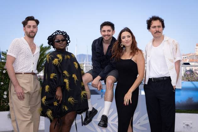 Cannes - Adami Photocall Adrien Dewitte, Liza Alegria Ndikita, Sam Chemoul, Vanessa Guide and Tristan Pellegrino attend Adami photocall at the 77th annual Cannes Film Festival at Palais des Festivals on May 21, 2024 in Cannes, France. Photo by Shootpix ABACAPRESS.COM Cannes France  Copyright: xShootpix ABACAx