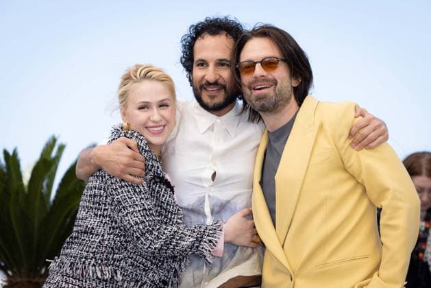 Cannes - The Apprentice Photocall Maria Bakalova, Ali Abbasi and Sebastian Stan attend The Apprentice Photocall at the 77th annual Cannes Film Festival at Palais des Festivals on May 21, 2024 in Cannes, France. Photo by Shootpix ABACAPRESS.COM Cannes France  Copyright: xShootpix ABACAx