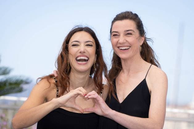 Cannes - Adami Photocall Vanessa Guide and Nina Meurisse attend Adami photocall at the 77th annual Cannes Film Festival at Palais des Festivals on May 21, 2024 in Cannes, France. Photo by Shootpix ABACAPRESS.COM Cannes France  Copyright: xShootpix ABACAx